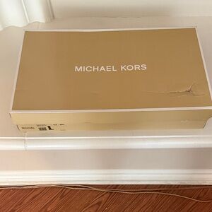 Michael Kors Gold Box